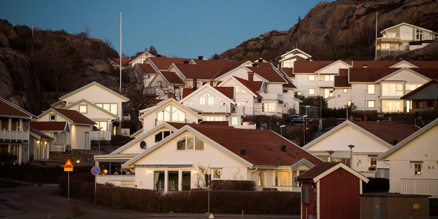 "Jag kan försäkra att de som använder kommunalt vatten och avlopp i Sotenäs betalar alla kostnader för sitt vatten och avlopp”, skriver Stig-Arne Helmersson (C).