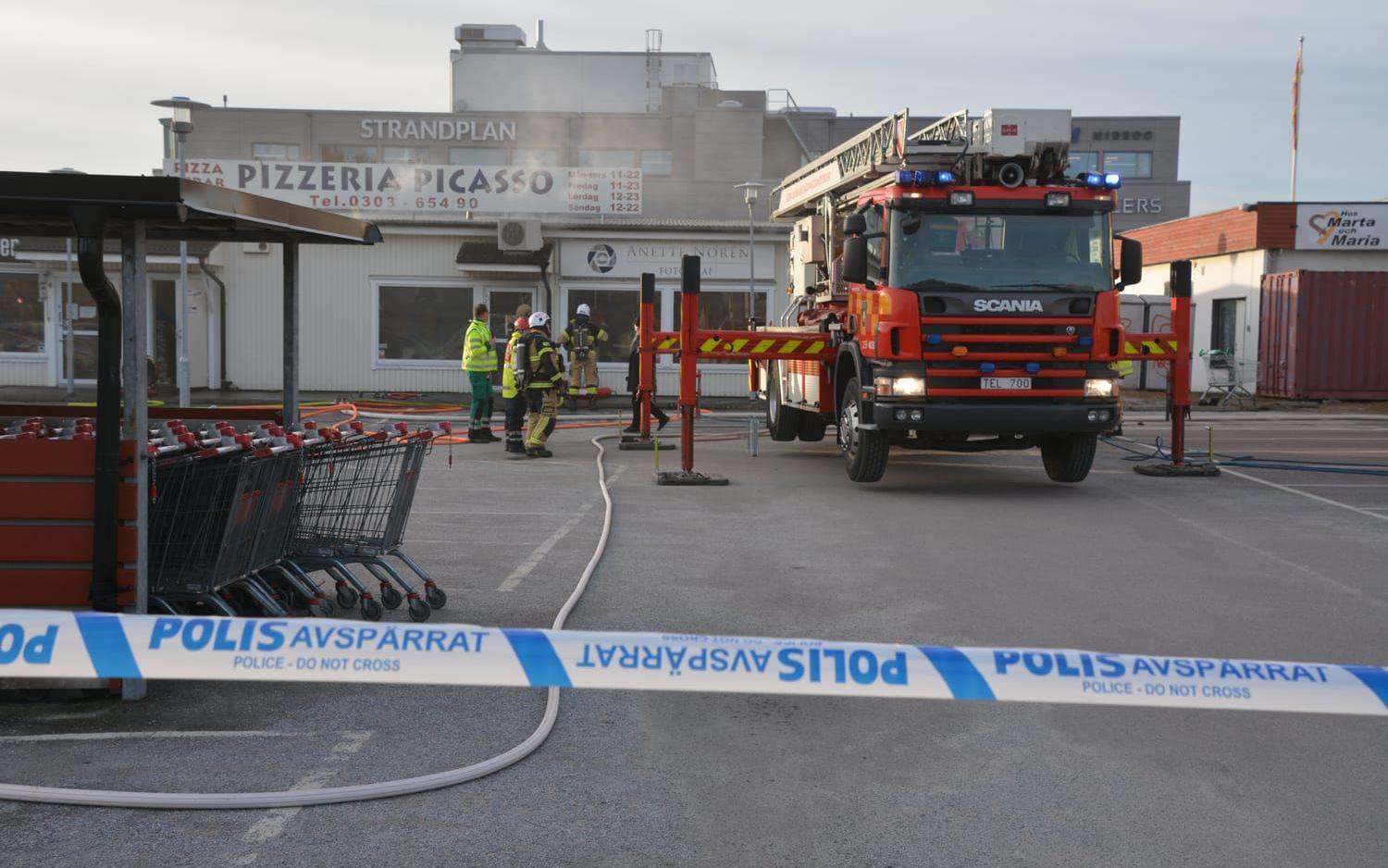 Det började brinna i Picassohuset på fredagseftermiddagen.