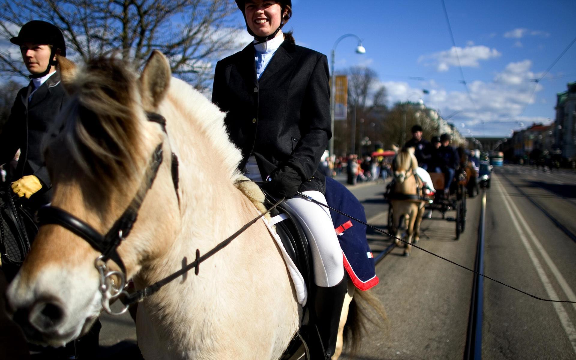 Normalt brukar Eurohorse inledas med parad. Det blir det inte nästa år.