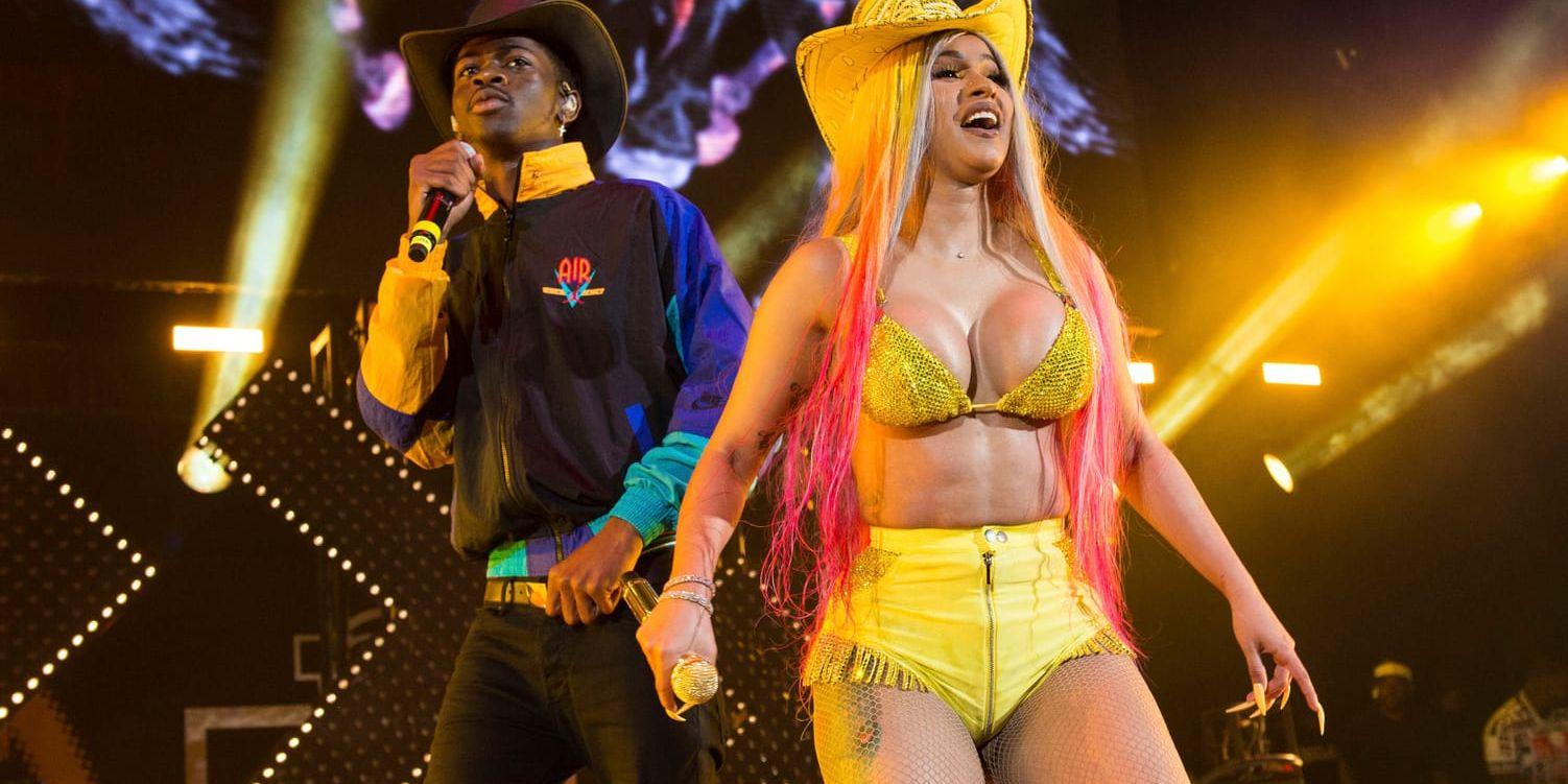 Cardi B på scen MetLife Stadium i New Jersey tillsammans med Lil Nas X den 2 juni i år. Några dagar senare skulle stjärnan ha varit på plats i Manchester, men valde att ställa in.