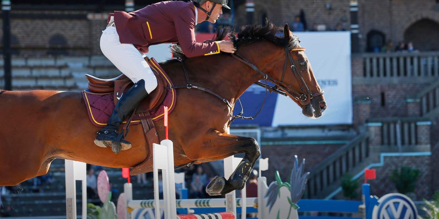 Peder Fredricson, vinnare på nytt. Efter lördagens fullträff i GCT-finalen med All In följde han upp och vann den näst högsta klassen med Christian K.