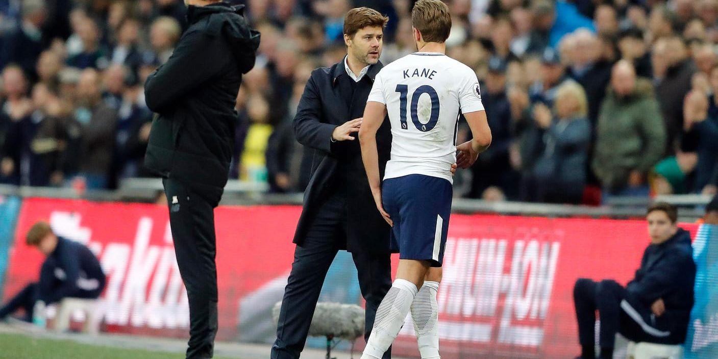 Harry Kane och Tottenhams tränare Mauricio Pochettino. Arkivbild.